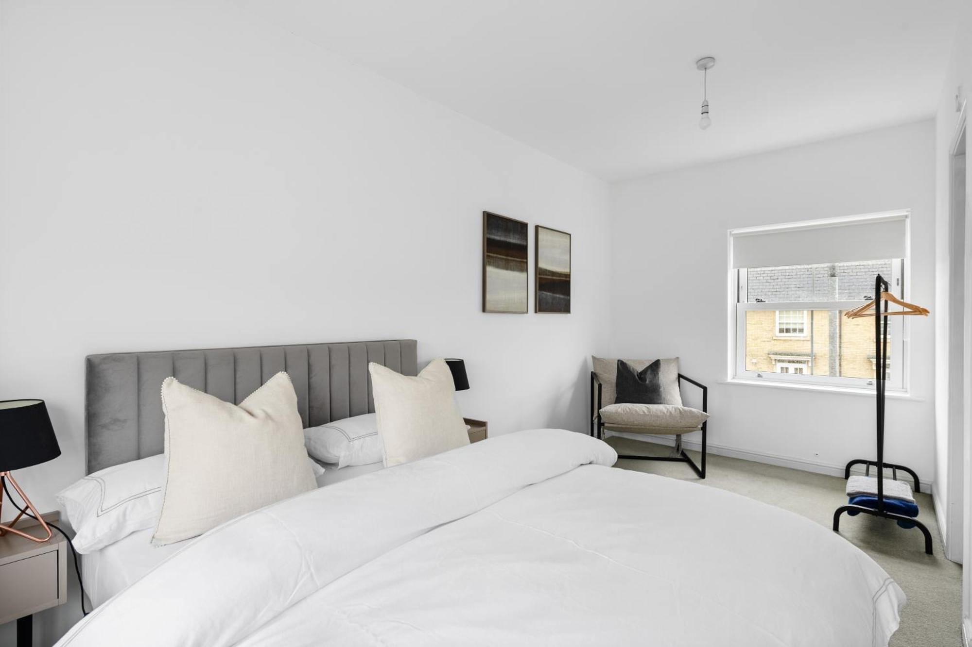 Luxurious 3 Bed House With Free Parking, Close To The Train Station & Town Braintree Zewnętrze zdjęcie